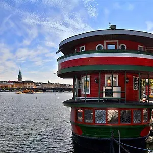 Den Roeda Baten Hotel na wodzie